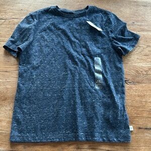 NWT GAP Boy’s Blue pocket short sleeve t shirt size Medium